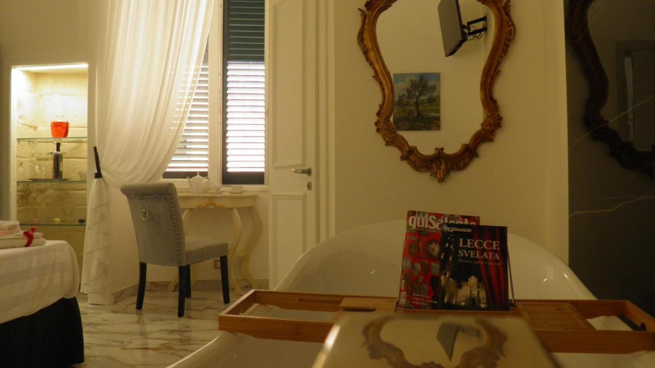 Bed and Breakfast La Dimora Di Re Idomeneo Lecce Exterior foto